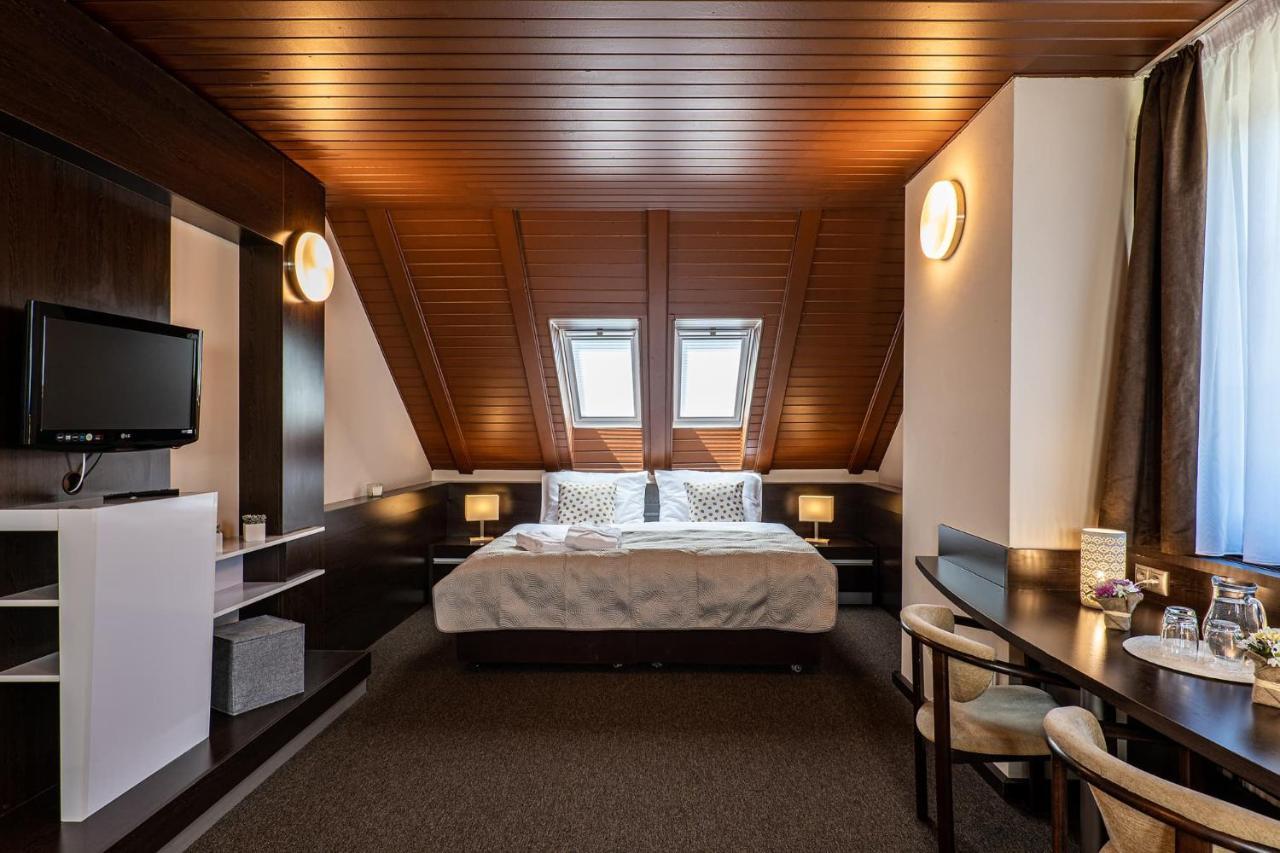Wellness Hotel Pod Kycmolem Horní Lomná Bagian luar foto